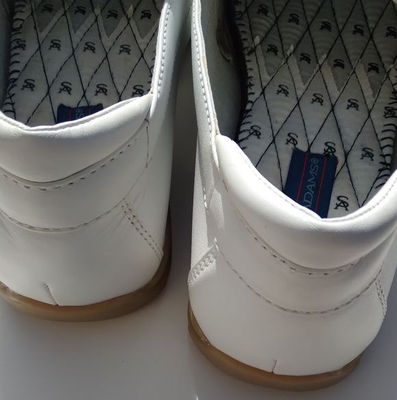 White Stacy Adam’s dress shoes - Picture 7 of 9